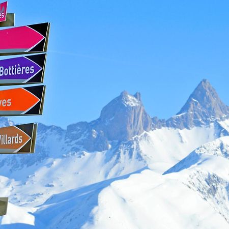 Residence Goelia Les Chalets Des Ecourts Saint-Jean-d'Arves Luaran gambar