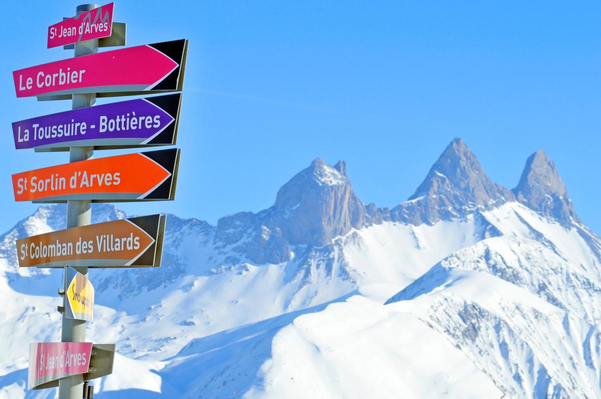 Residence Goelia Les Chalets Des Ecourts Saint-Jean-d'Arves Luaran gambar