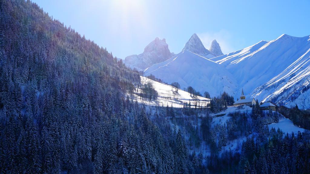 Residence Goelia Les Chalets Des Ecourts Saint-Jean-d'Arves Luaran gambar